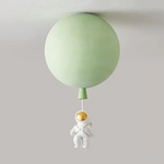 Kinderzimmer Deckenleuchte mit LED im Mond- und Astronauten-Design