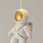 Kinderzimmer Deckenleuchte mit LED im Mond- und Astronauten-Design