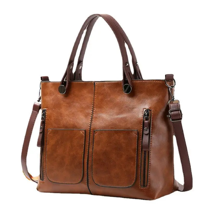 Stylish shoulder bag made of high-quality PU leather for every adventure