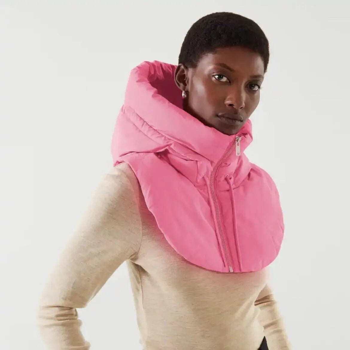 FrostGuard - Elegant Hooded Scarf for Cold Days