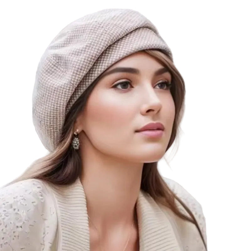 Elegant Women's Beanie Hat for Timeless Comfort