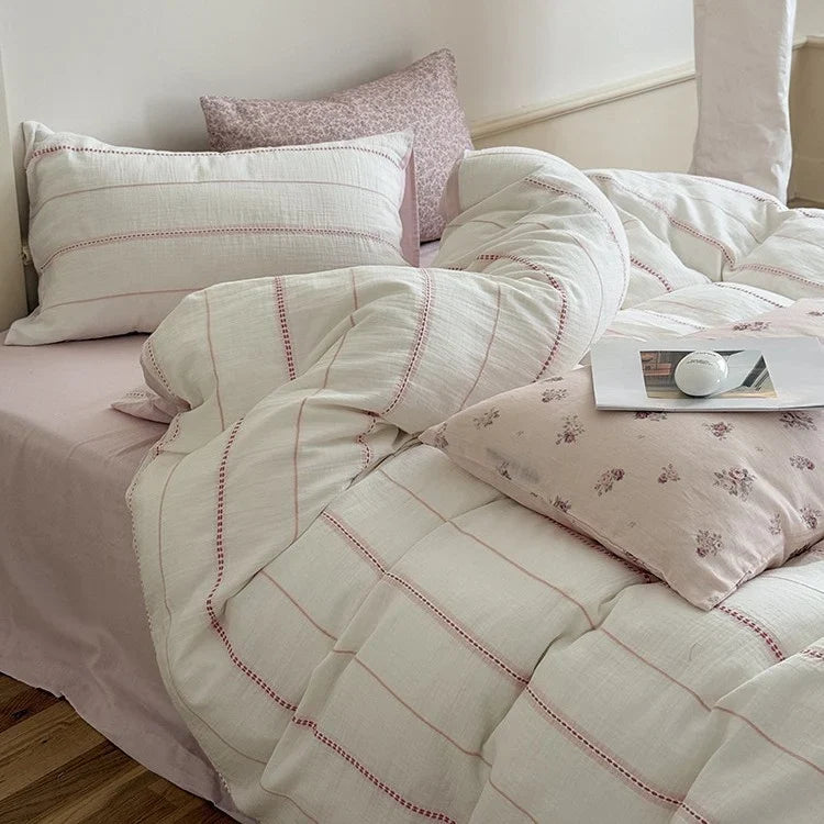 4-Piece Bedding Set Breathable Cotton Gauze Reversible Quilted