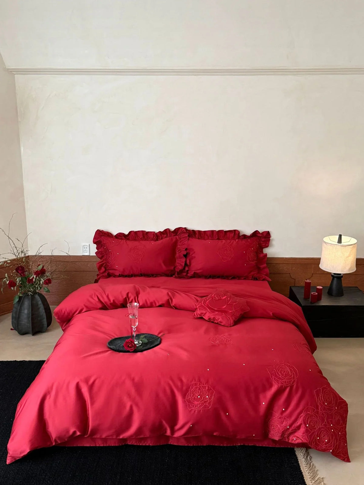 4-Piece Bedding Set Satin Look Rose Embroidery