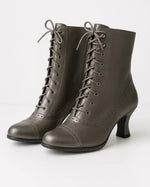 Ankle Boots Retro Lace-Up Perforated Non-Slip Sole