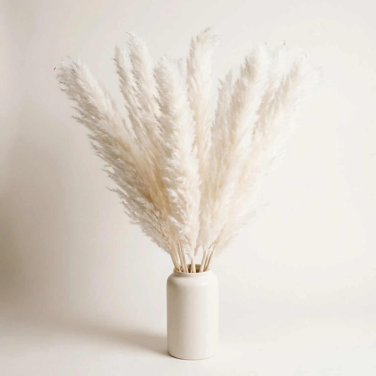 Artificial Pampas Grass 25.6-Inch Maintenance-Free Decor