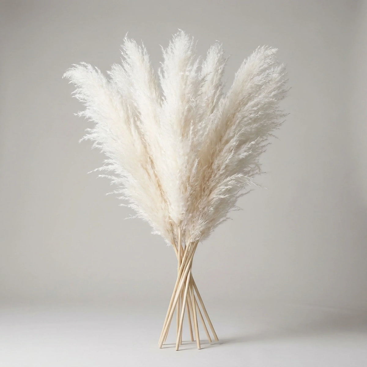 Artificial Pampas Grass 25.6-Inch Maintenance-Free Decor