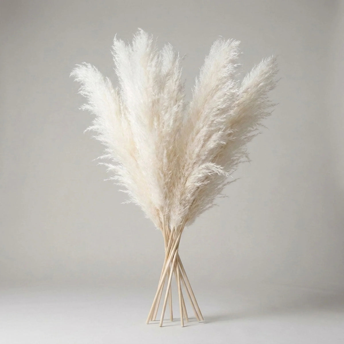Artificial Pampas Grass 25.6-Inch Maintenance-Free Decor