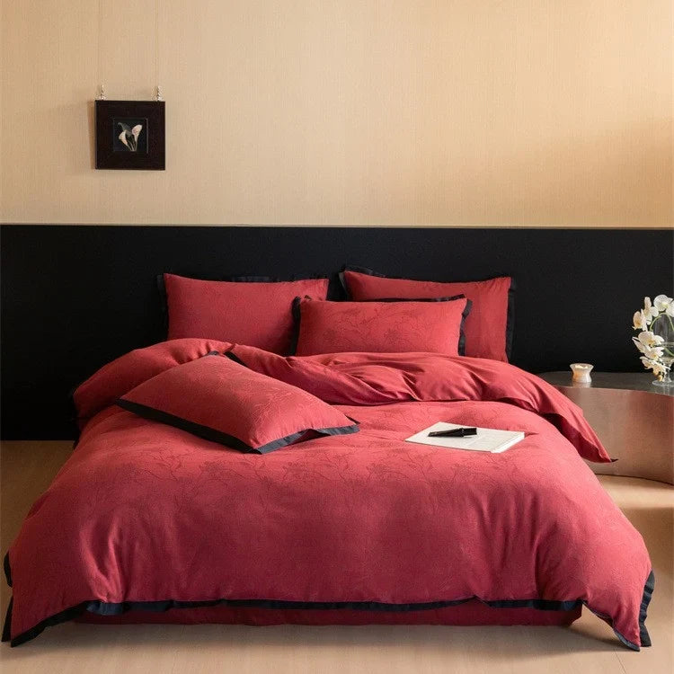 Bedding Set 4-Piece Reversible Jacquard Contrast Piping