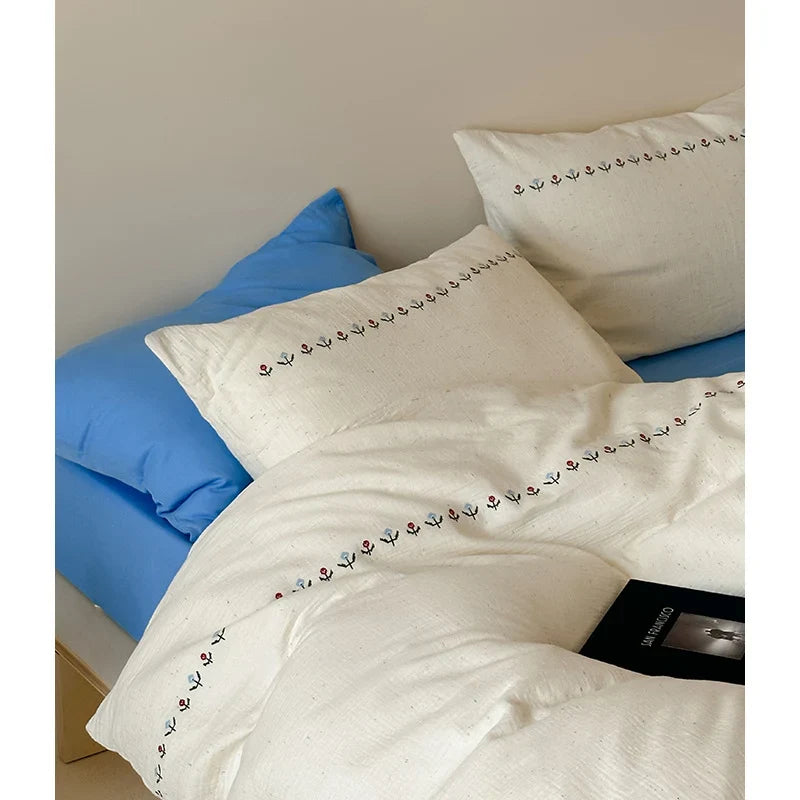 Bedding Set Breathable Cotton Gauze Embroidered Border Four Piece