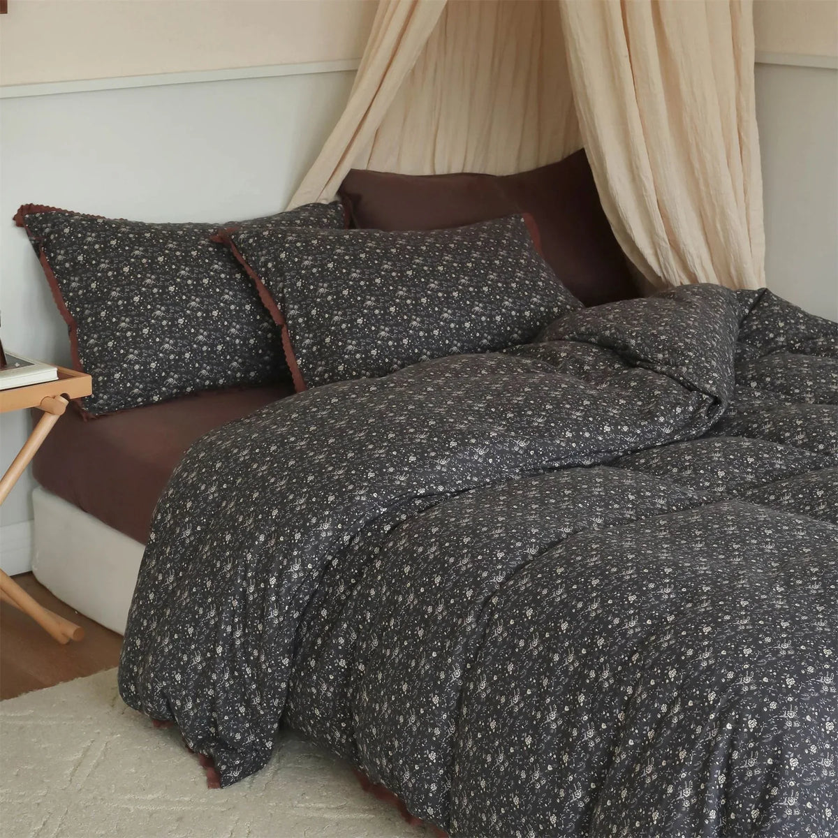 Bedding Set Breathable Cotton Vintage Floral Crocheted Edge