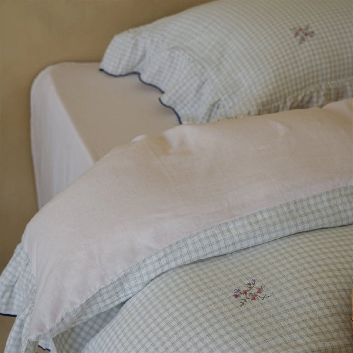 Bedding Set Cotton Blend Quilted Gingham Floral Embroidery