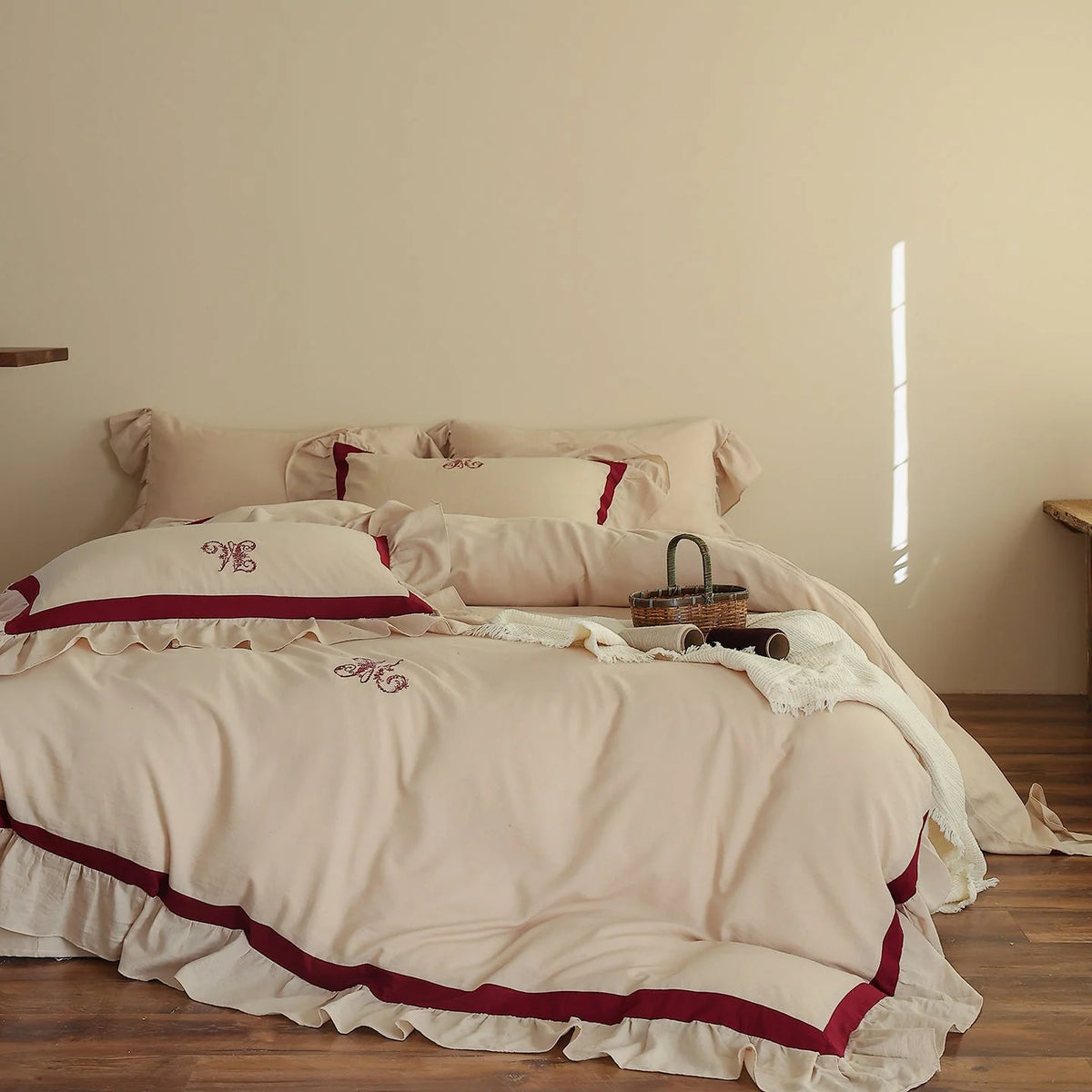 Bedding Set Cotton-Linen Blend Ruffled Edges 4-Piece