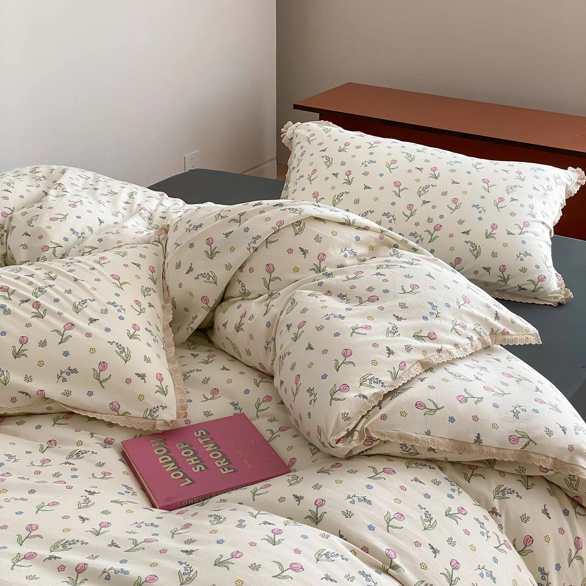Bedding Set Cotton Percale Floral Print Crochet Lace