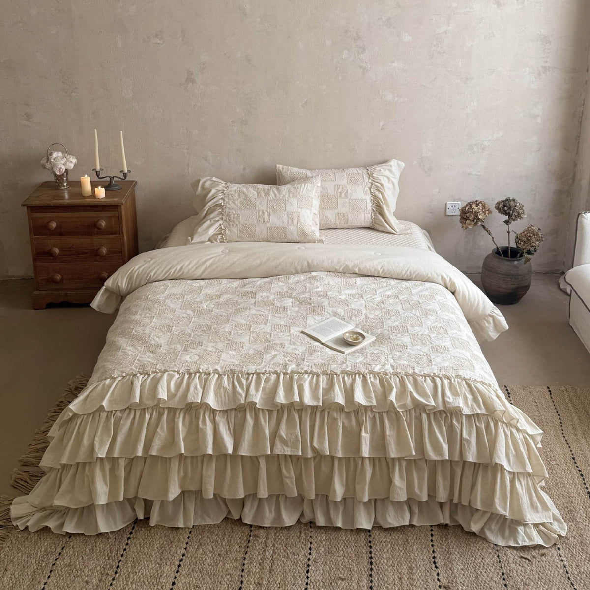 Bedding Set Cotton Quilted Ruffle 4-Piece