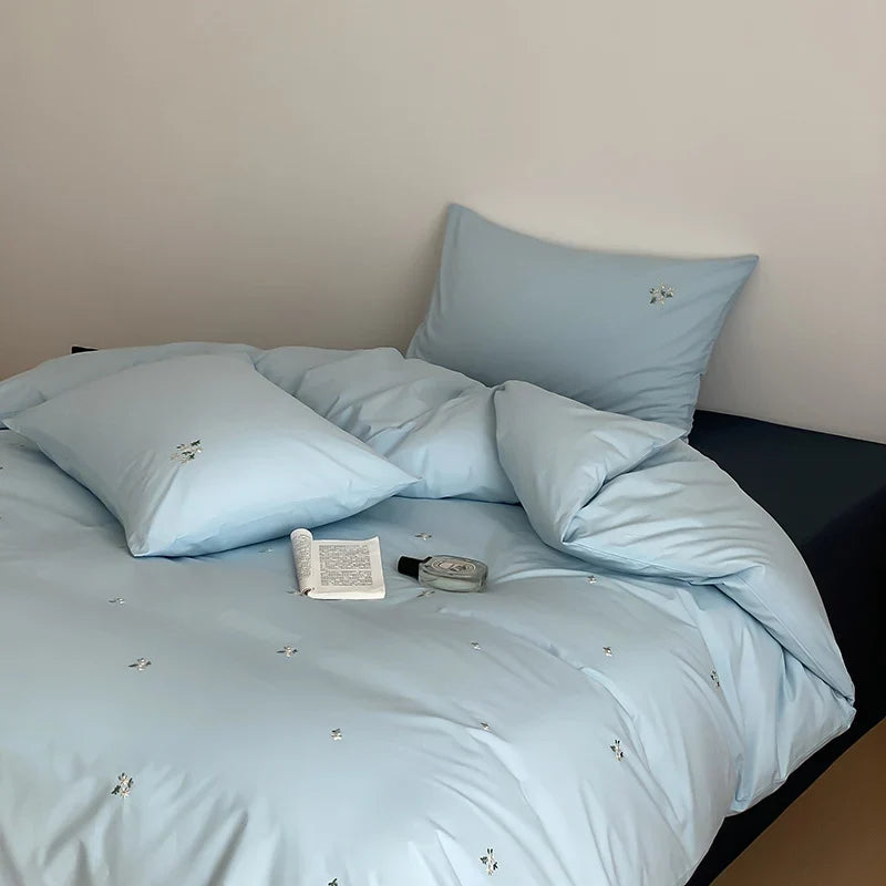 Bedding Set Cotton Satin Embroidered Floral Hotel Closure