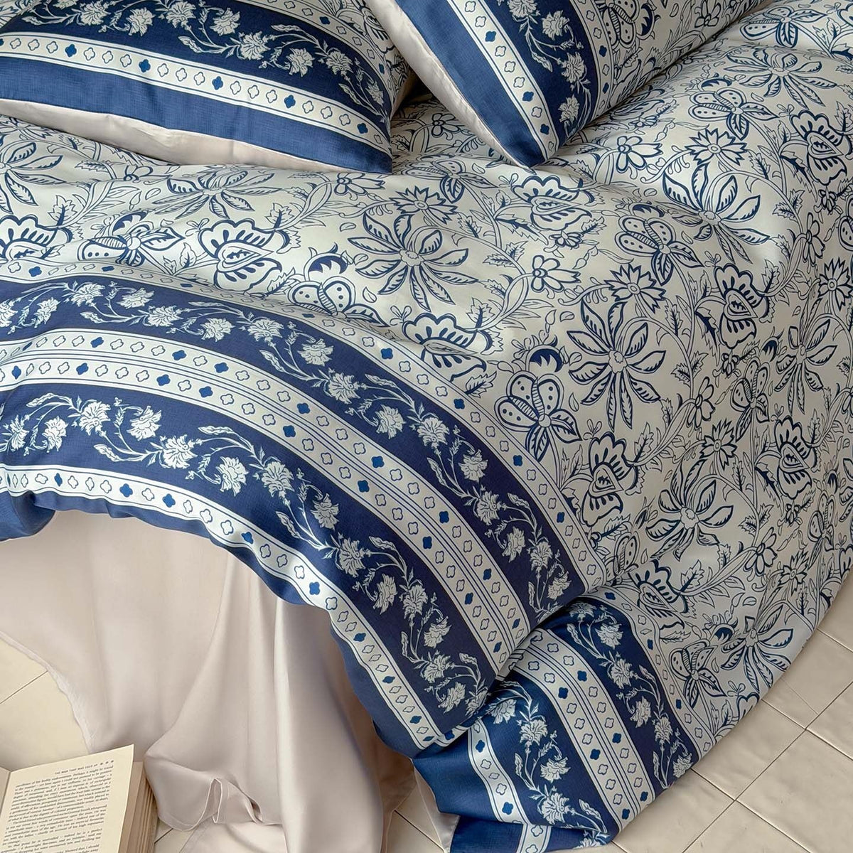 Bedding Set Cotton Satin Floral 4-Piece Machine Washable