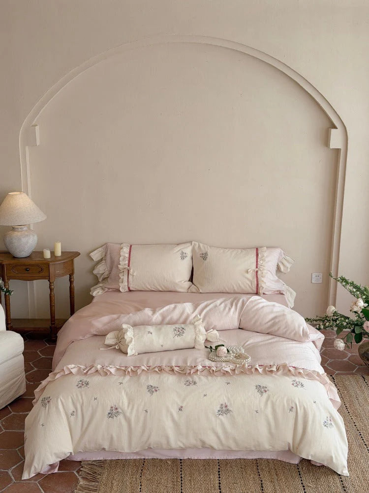 Bedding Set Cotton Satin Floral Embroidery Ruffle Trim 4-Piece