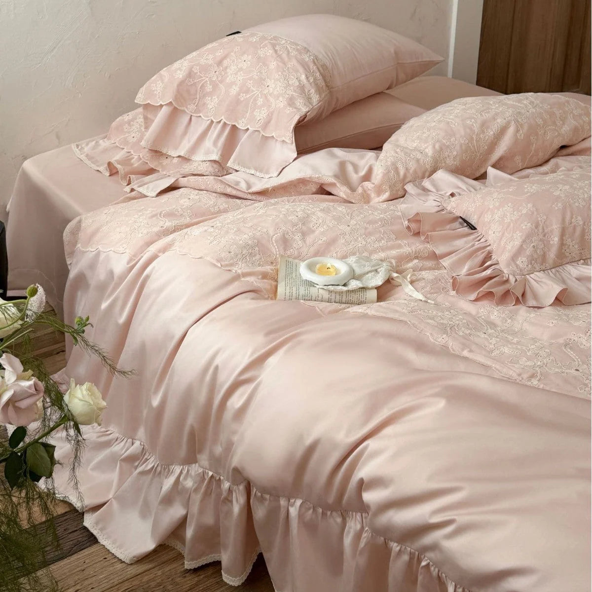 Bedding Set Cotton Satin Lace Trim Ruffled 4-Piece
