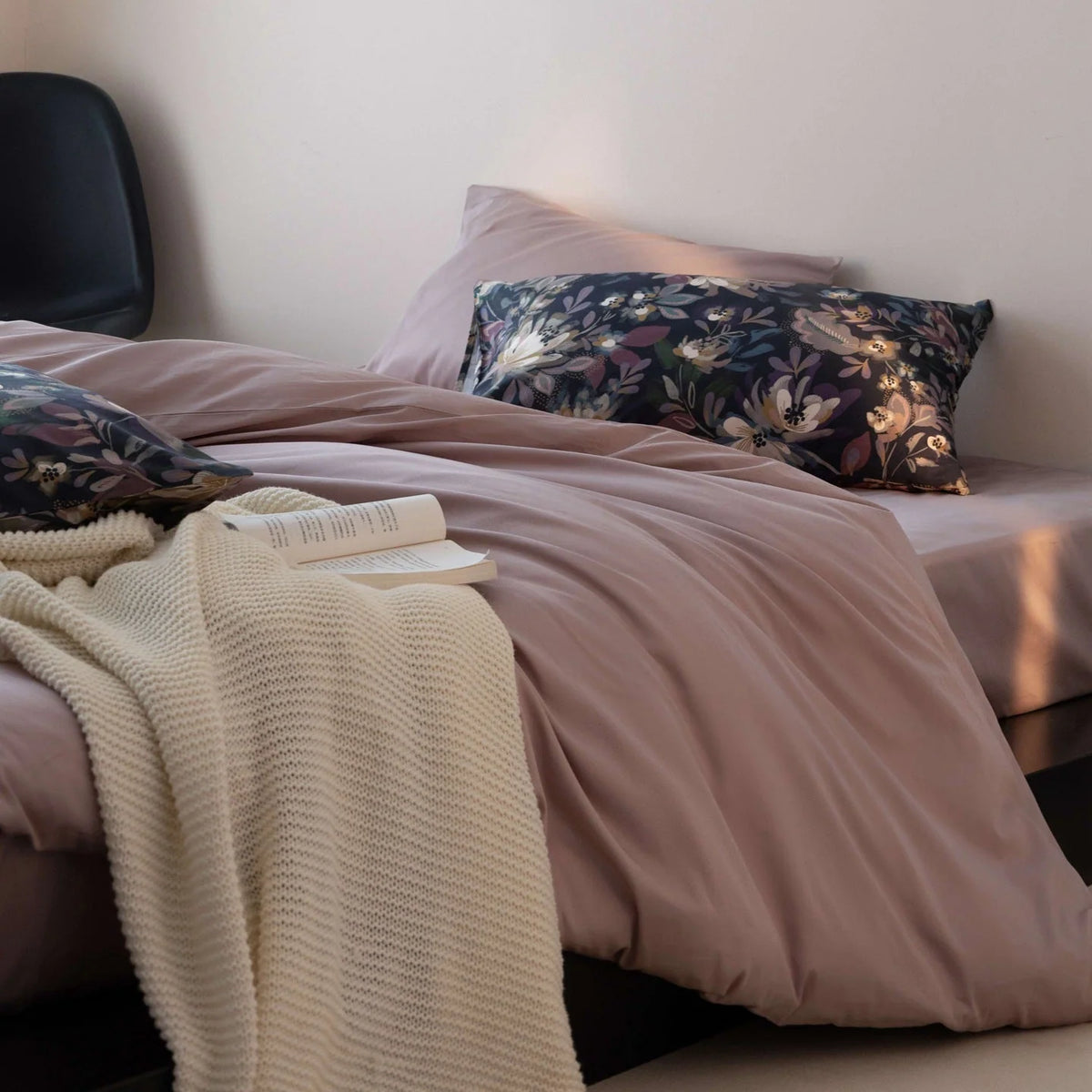 Bedding Set Cotton Satin Patterned Pillowcases with Zipper Closure