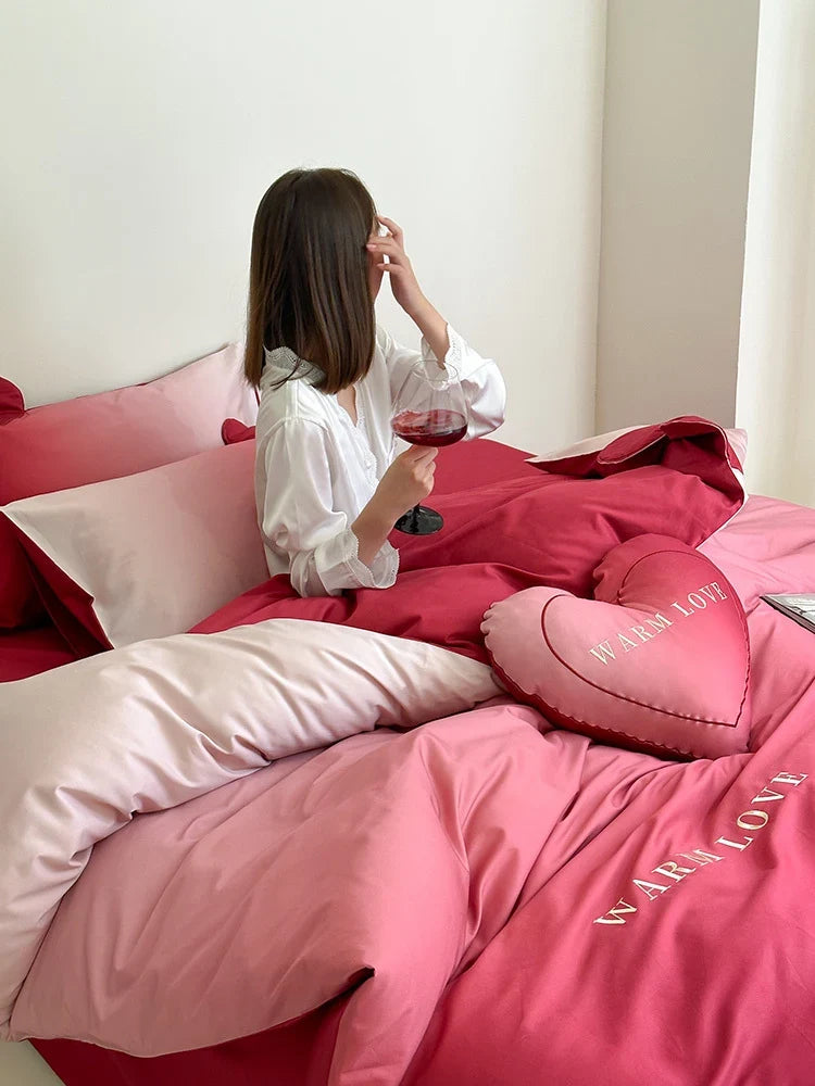 Bedding Set Cotton Satin Reversible Includes Heart Pillow