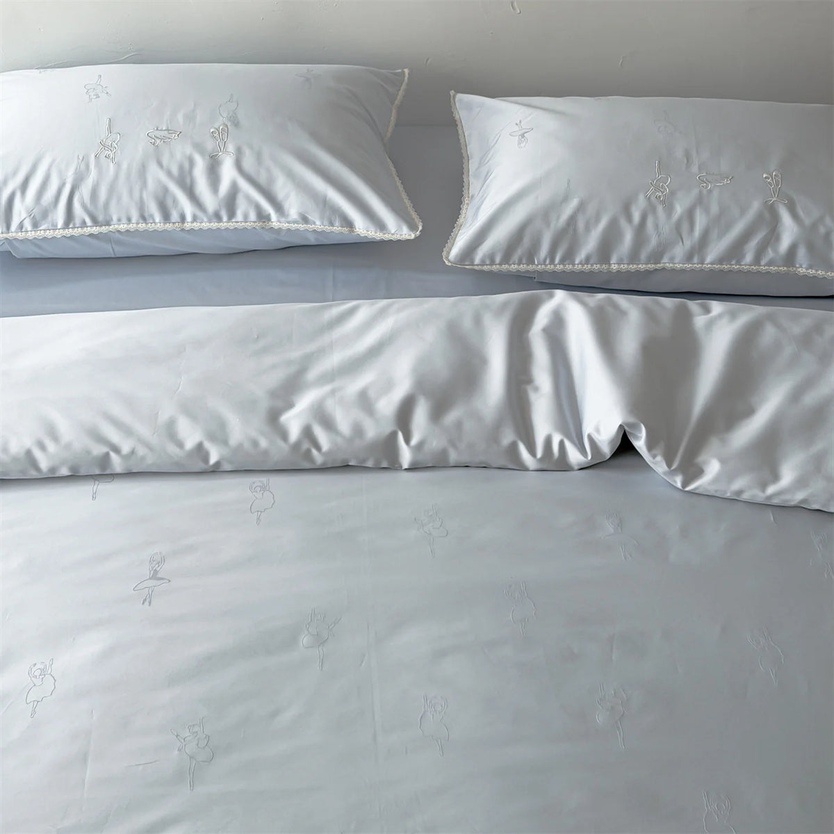 Bedding Set Cotton Satin Temperature-Regulating Ballerina Embroidery & Lace Trim