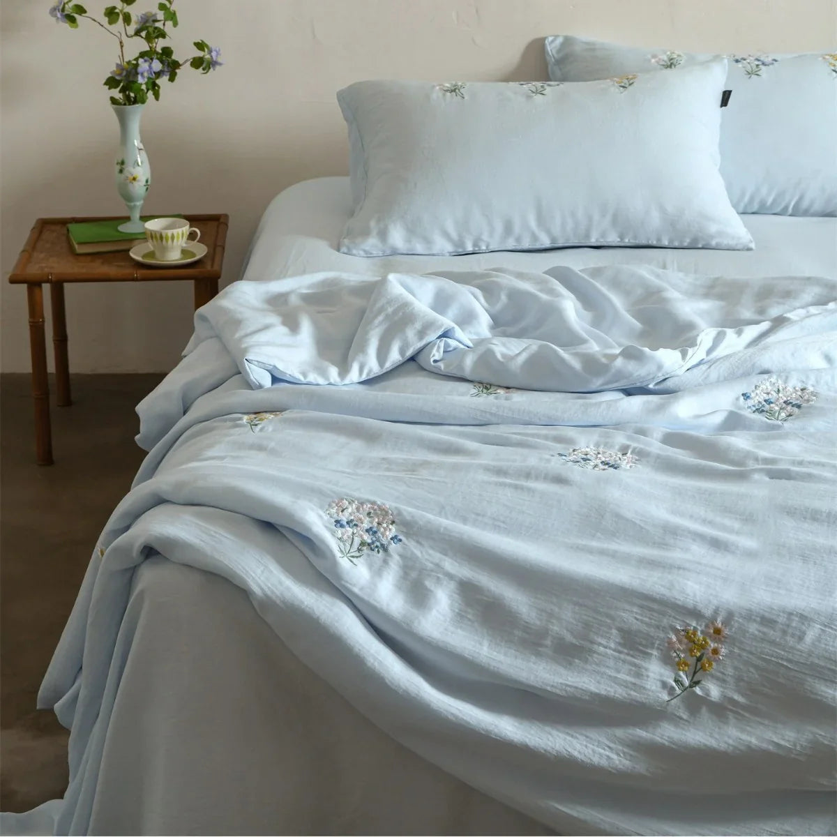 Bedding Set Embroidered Linen-Cotton Breathable