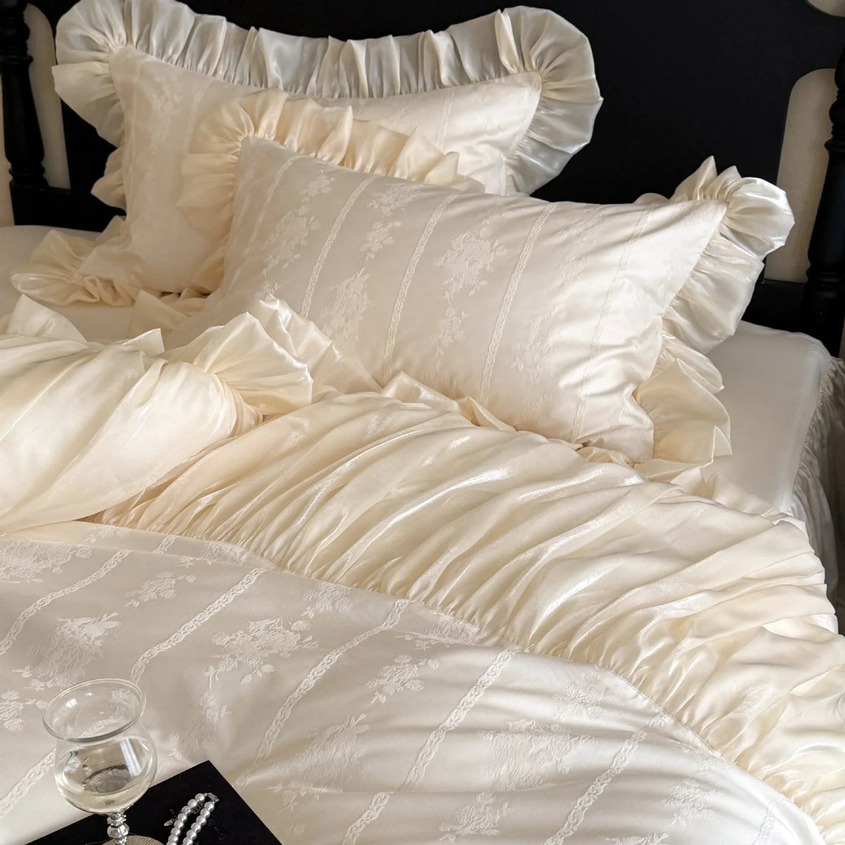 Bedding Set Fine Satin Jacquard Ruffled Bed Skirt