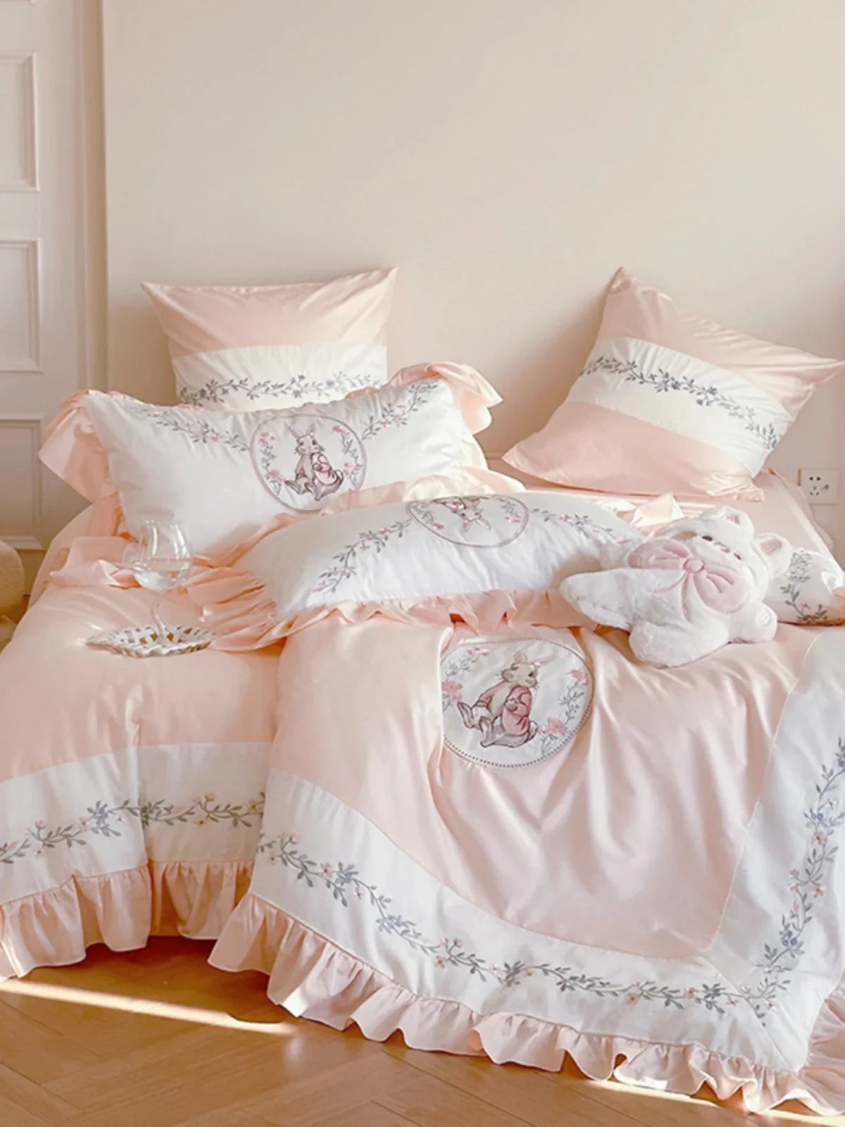 Bedding Set Floral Embroidery Ruffle Edge Breathable Cotton Blend