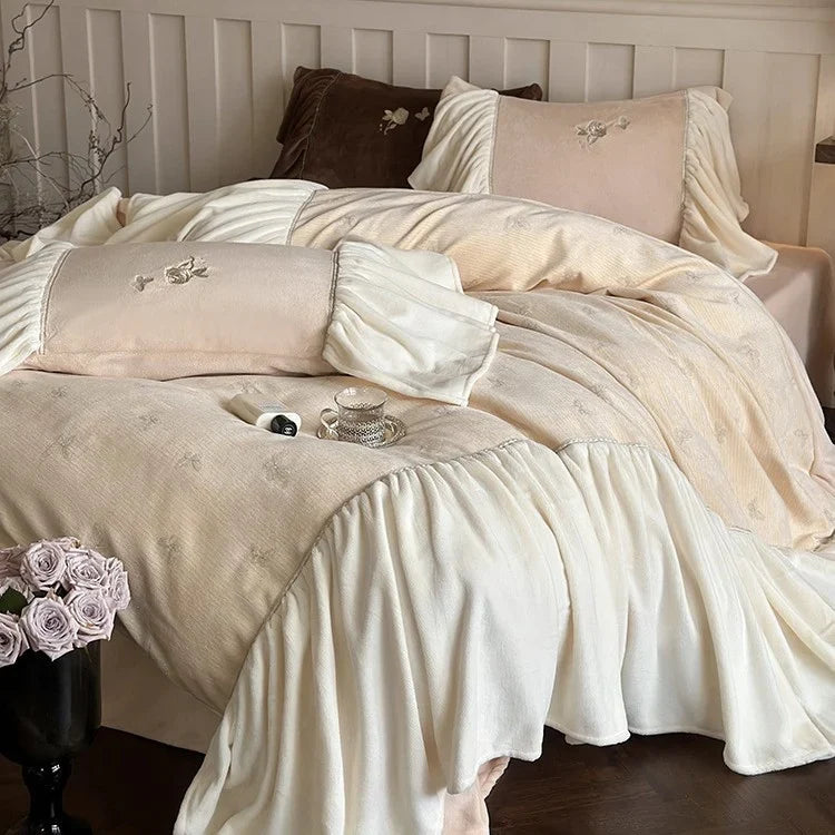 Bedding Set Microfiber Velvet Butterfly Embroidery 4-Piece