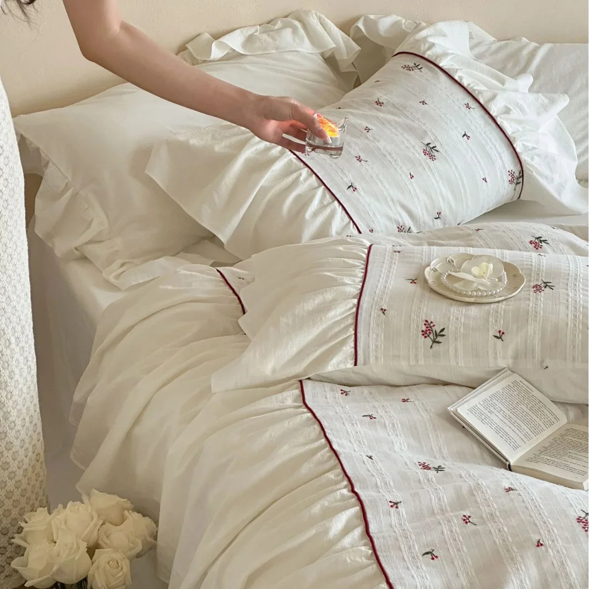 Bedding Set Natural Cotton Floral Embroidered Set of Four