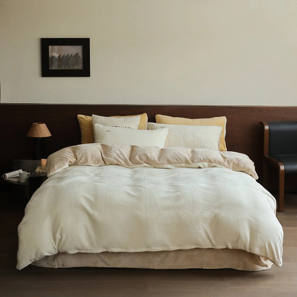 Bedding Set Plush Microfiber Machine-Washable and Breathable