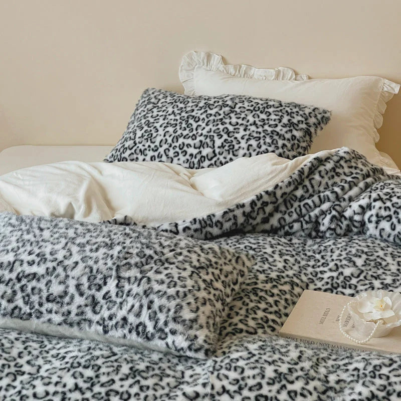 Bedding Set Plush Reversible Minky Animal Print