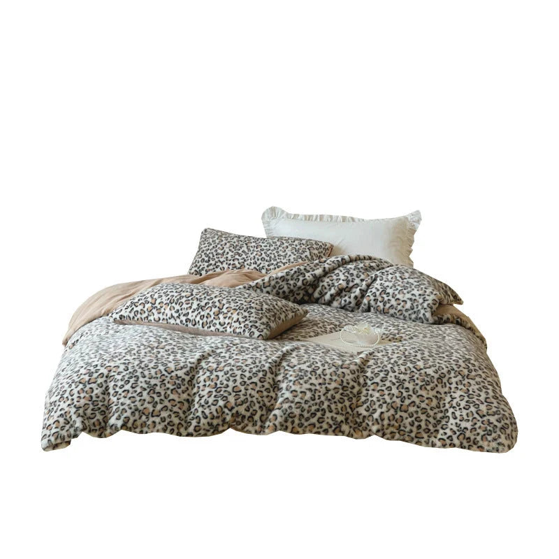 Bedding Set Plush Reversible Minky Animal Print