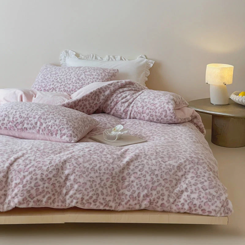 Bedding Set Plush Reversible Minky Animal Print