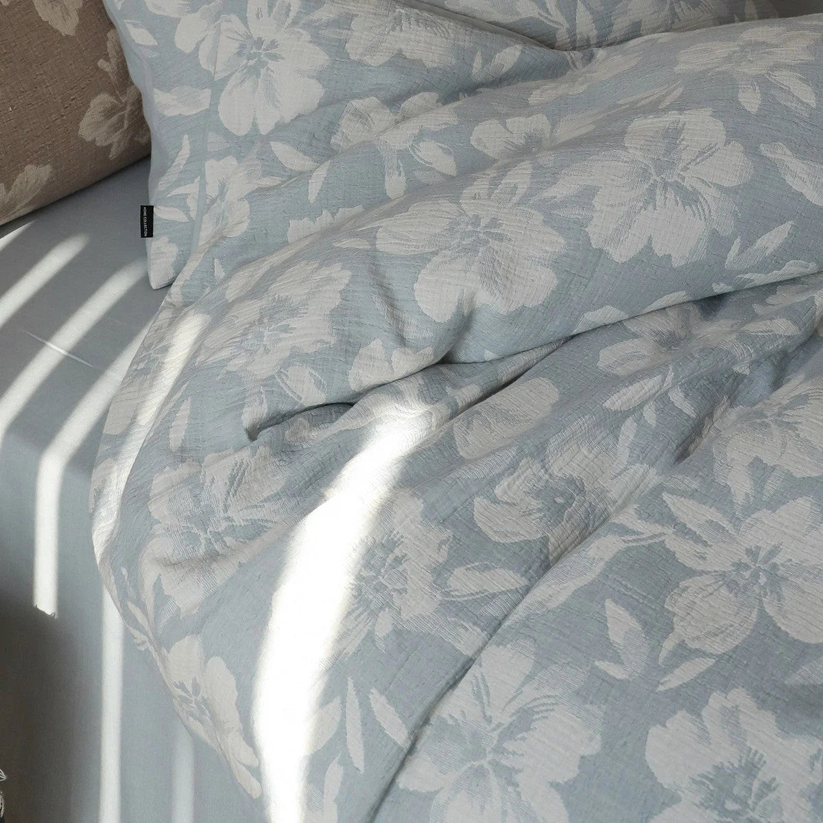 Bedding Set Quilted Floral Cotton Blend 4-Piece