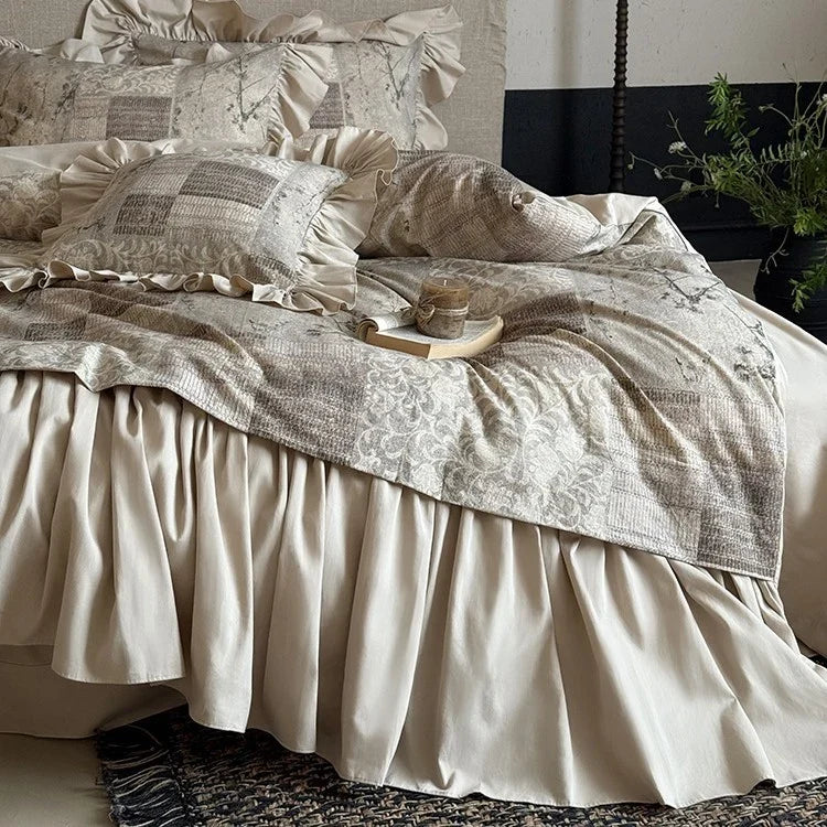 Bedding Set Quilted Patchwork Bedspread & Gathered Bedskirt