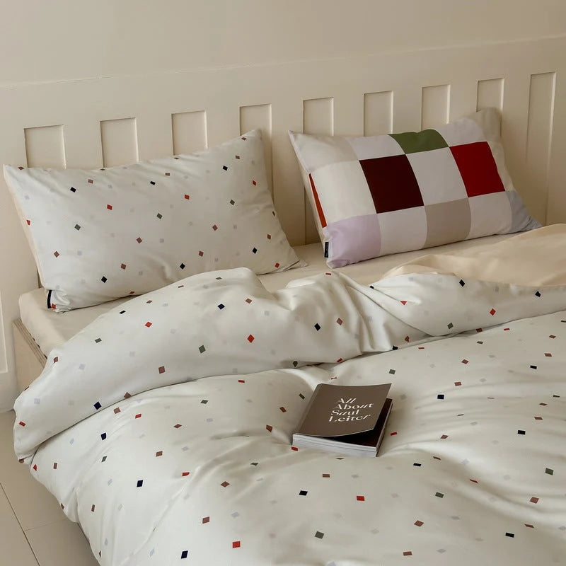Bedding Set Reversible Cotton Blend Set of 4