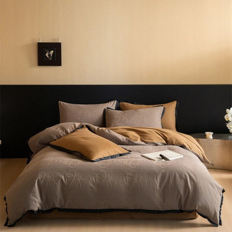 Bedding Set Reversible Jacquard 4-Piece