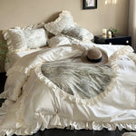 Bedding Set Ruffled Edges & Velvet Heart Satin-Look Machine Washable