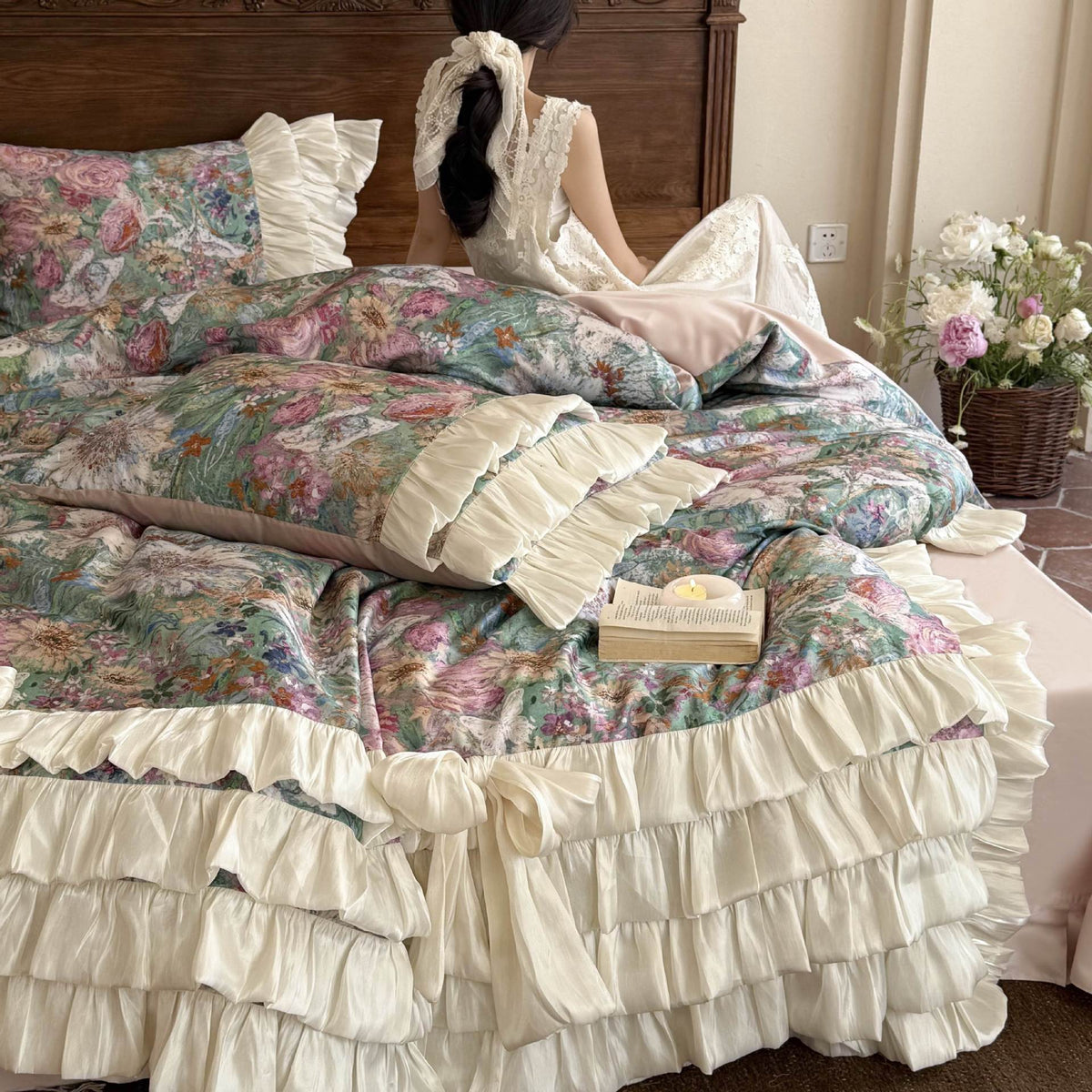 Bedding Set Watercolor Floral Integrated Bed Skirt