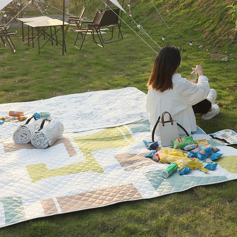 Bedspread Diamond Quilted Floral Applique Machine Washable