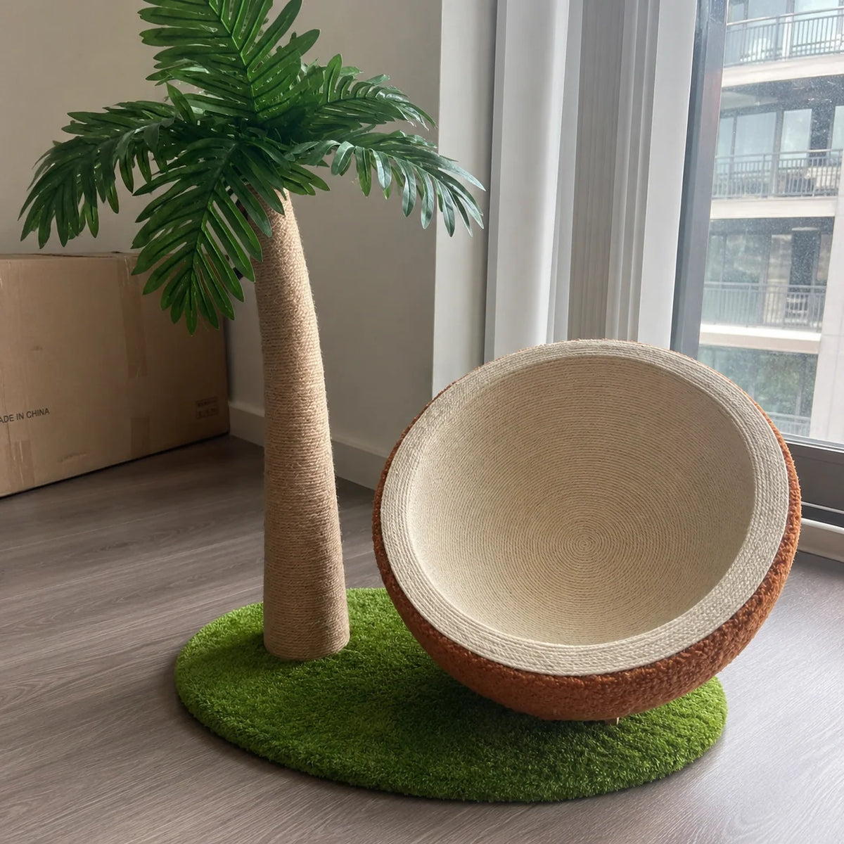 Cat Lounger Tree Coconut Shell Bed Soft Felt Interior