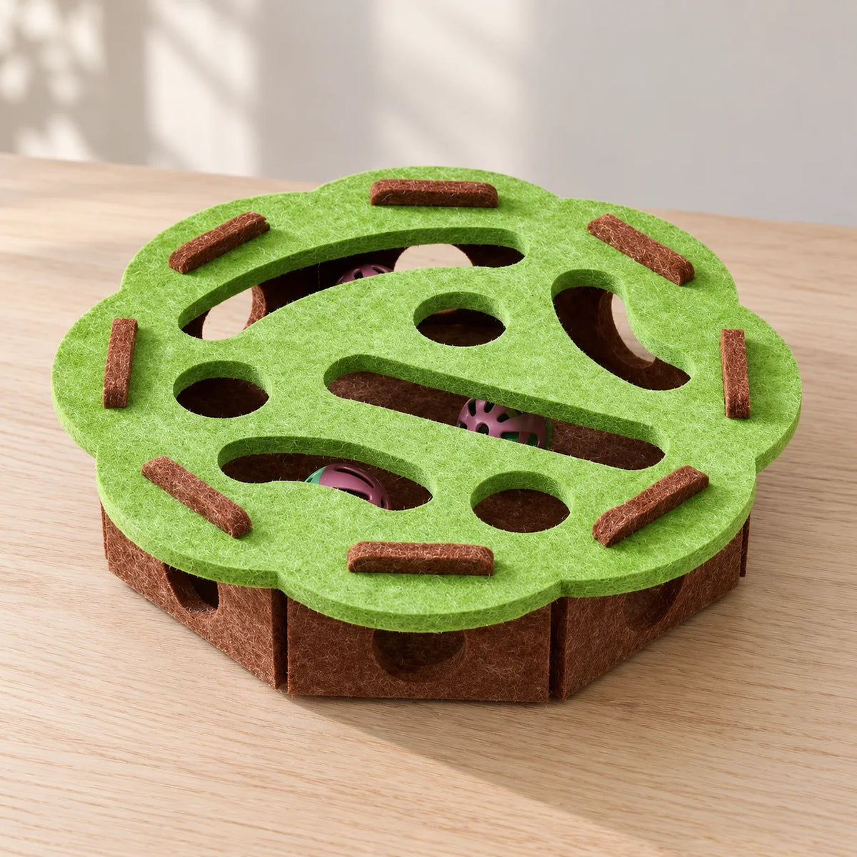 Cat Puzzle Maze Felt With Bell Ball Included