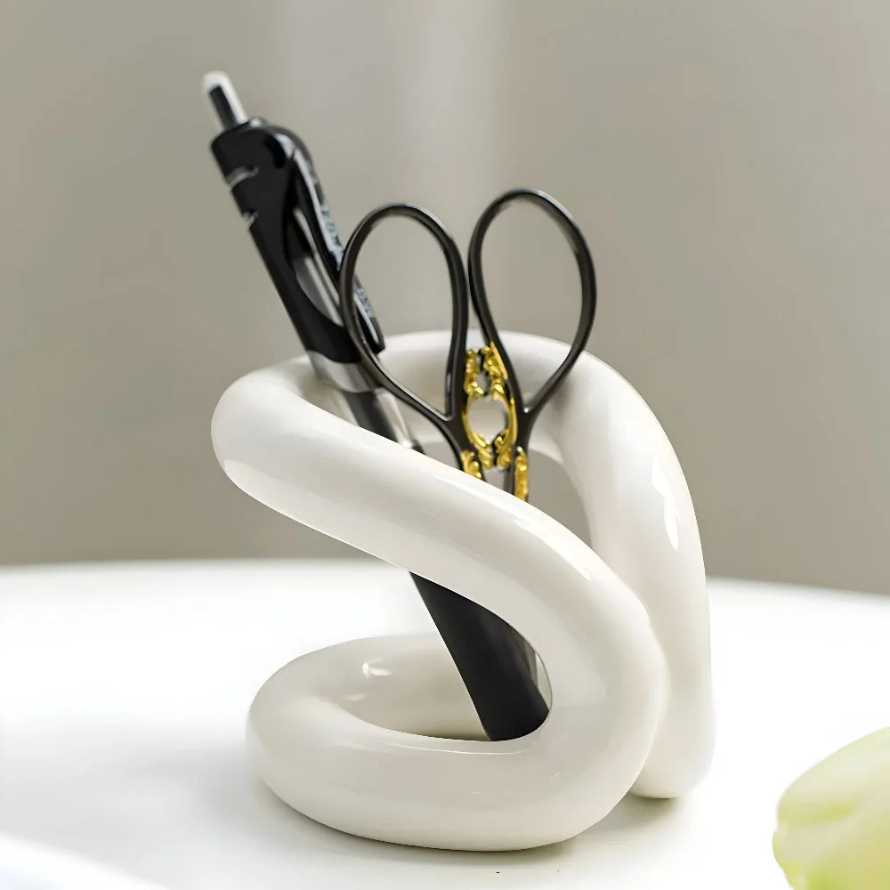 Ceramic Organizer Rope-Knot Design Space-Saving Shape