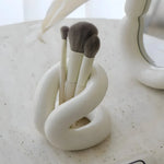 Ceramic Organizer Rope-Knot Design Space-Saving Shape