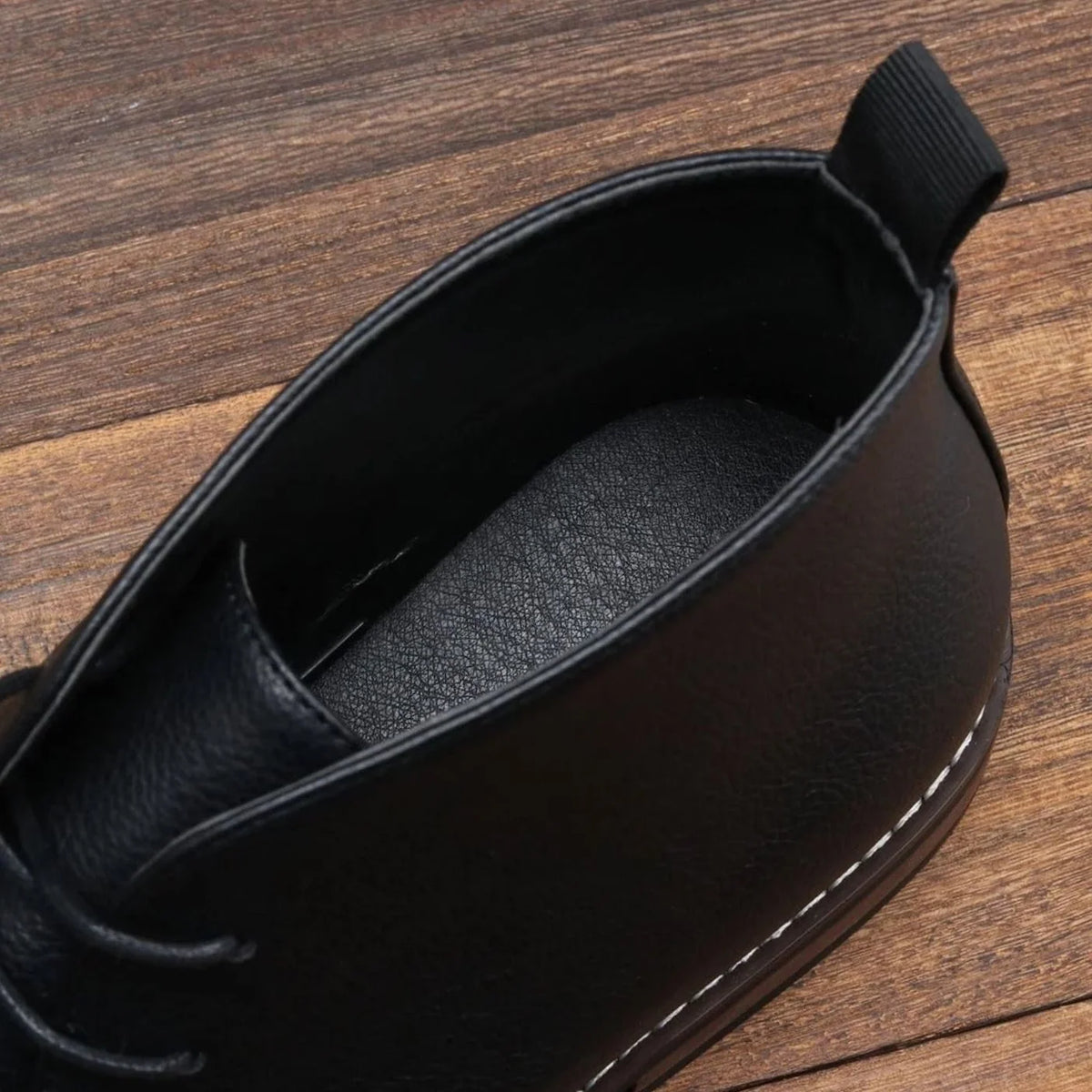 Chukka Boots Pebbled Leather Cushioned Insole Rubber Sole