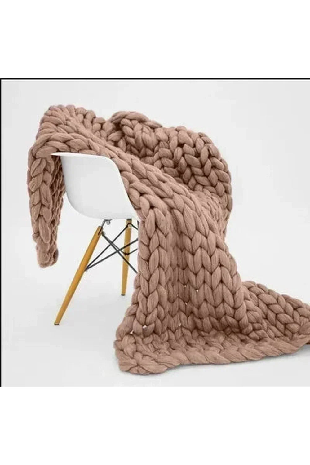 Chunky Knit Blanket Soft Polyester Dense Braided