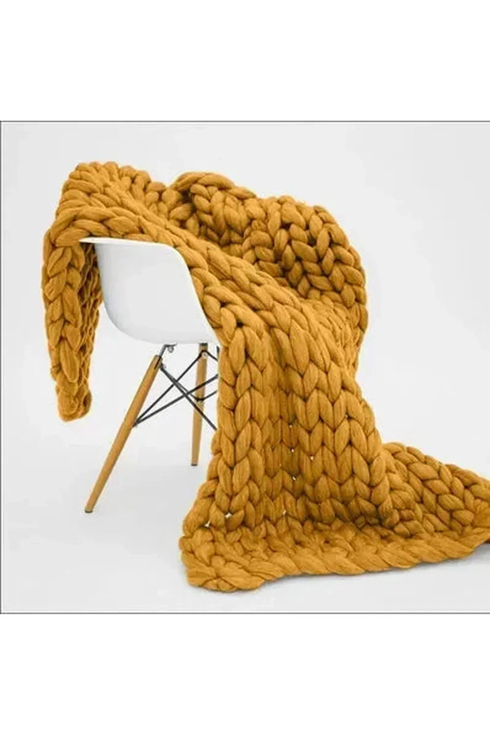 Chunky Knit Blanket Soft Polyester Dense Braided