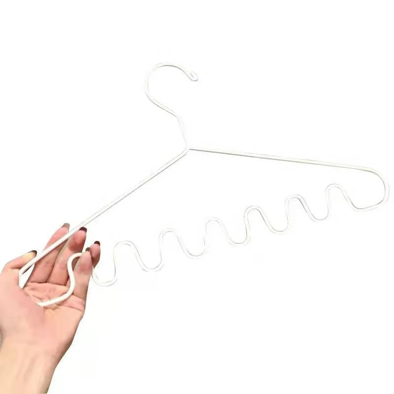 Clothes Hanger Wavy Space-Saving Plastic