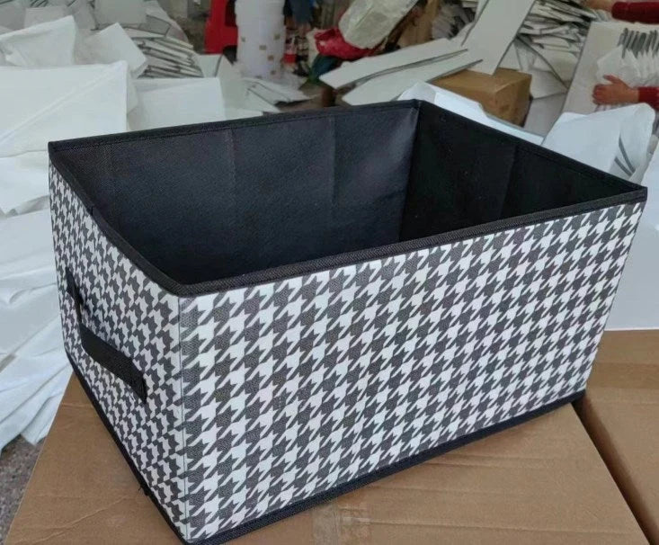 Clothing Storage Box Clear Lid 6 Compartments Stackable